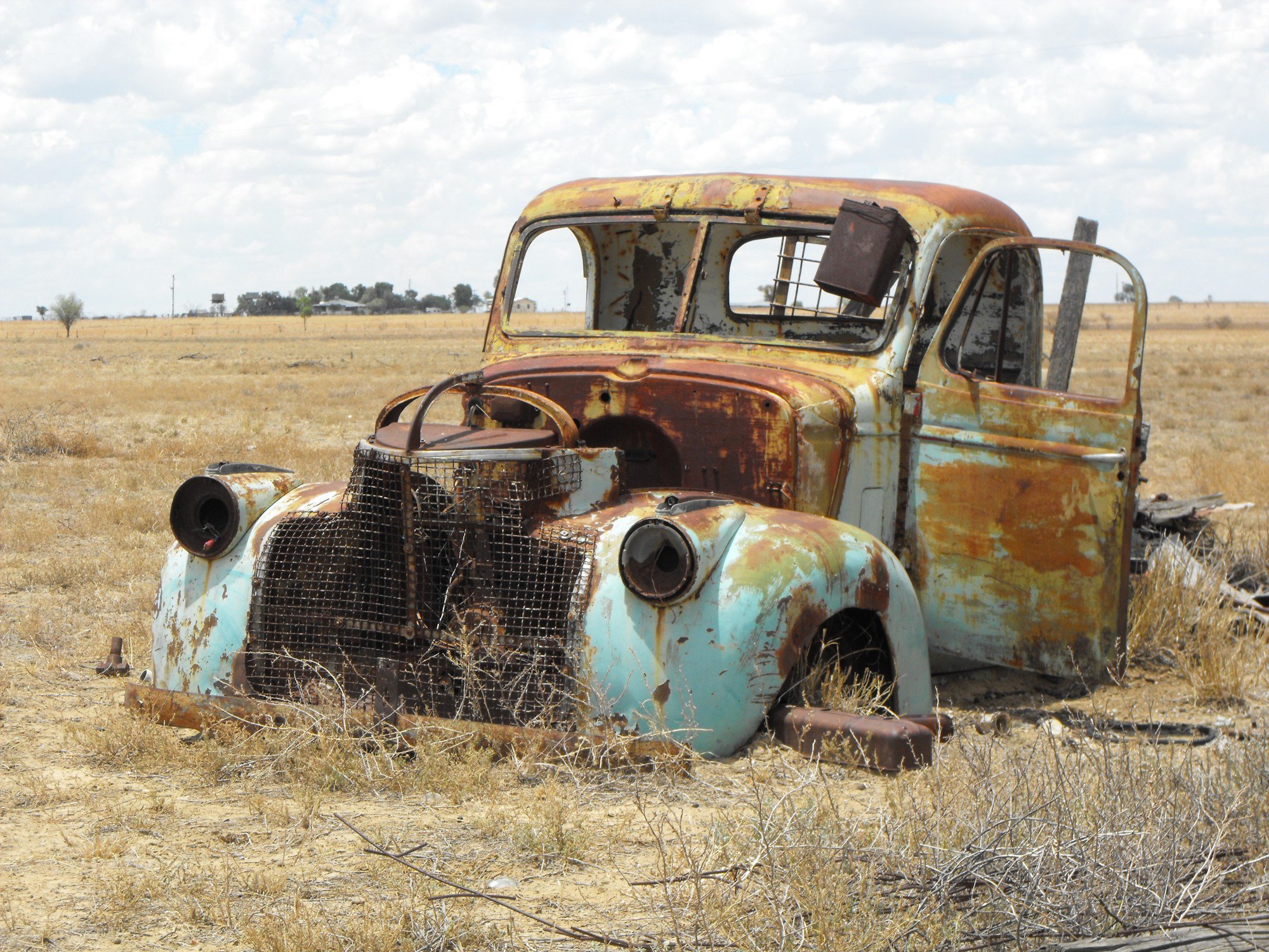 How to Sell a Junk Car: 8 Things to Do Before You Junk Your Car