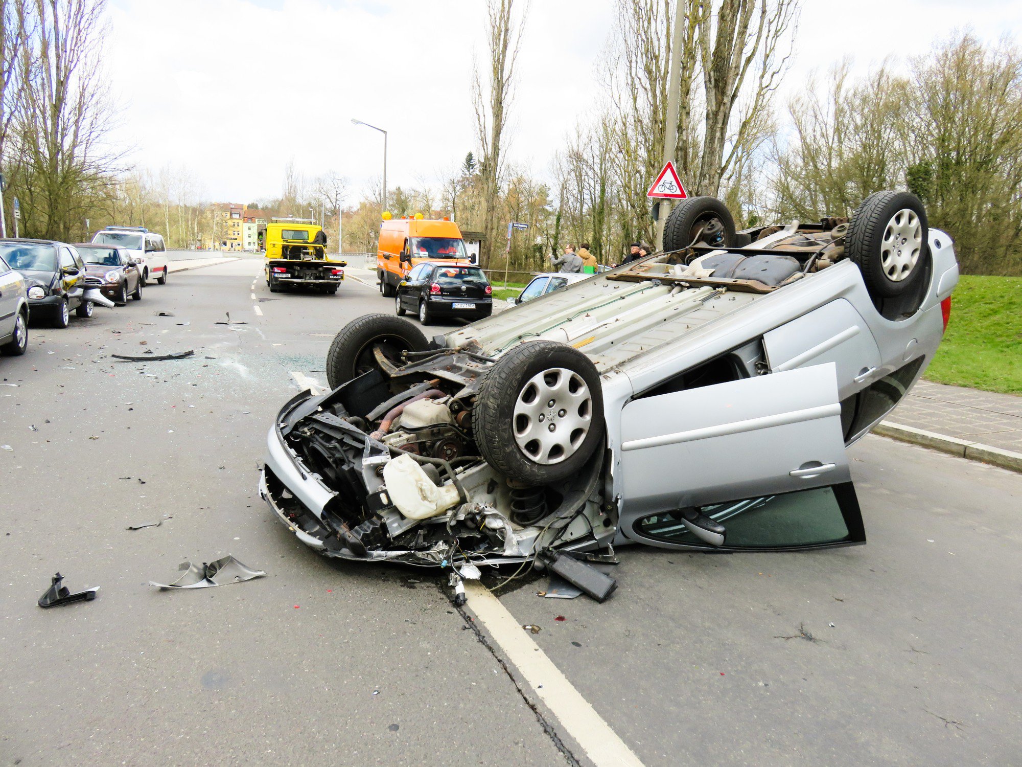 Scrapping vs Insurance Payout on a Totaled Vehicle: Which Is Better?