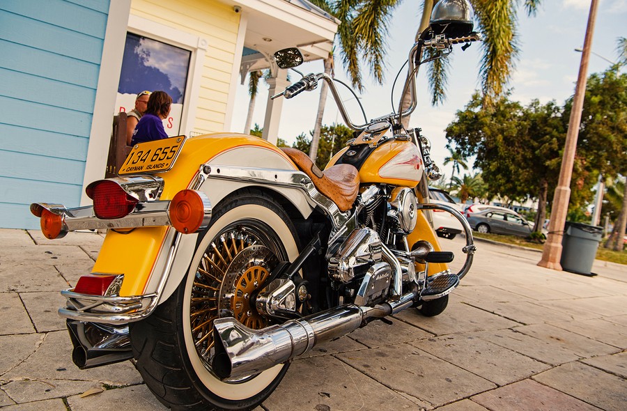 Where Can I Sell My Motorcycle? ️ Up to $15,000 [Free Towing]