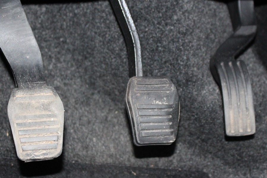 How Much Does a Clutch Replacement Cost Cash Cars Buyer