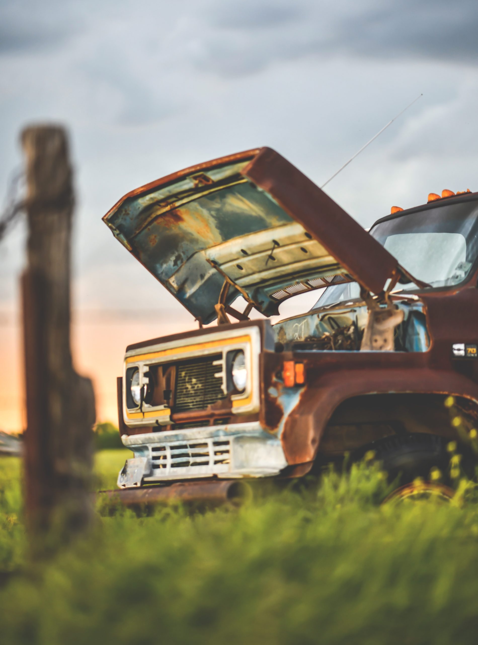 Places That Buy Junk Cars? We Do! Cash For Cars in Norwalk, CT!