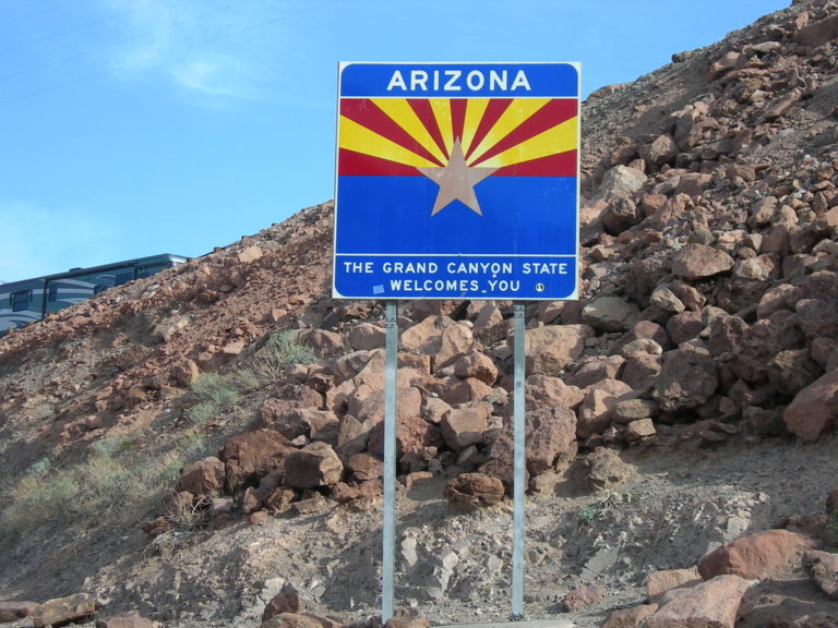 How To Sell A Car in Arizona and Follow All Guidelines for Paperwork!