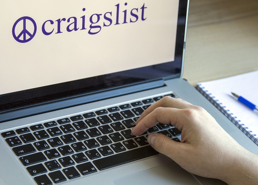 how to safely sell a car on Craigslist in 2022