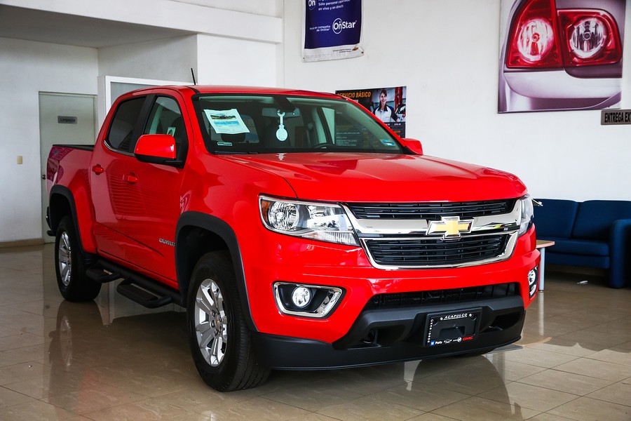 Chevy Colorado vs Toyota Which Truck is Best for You?