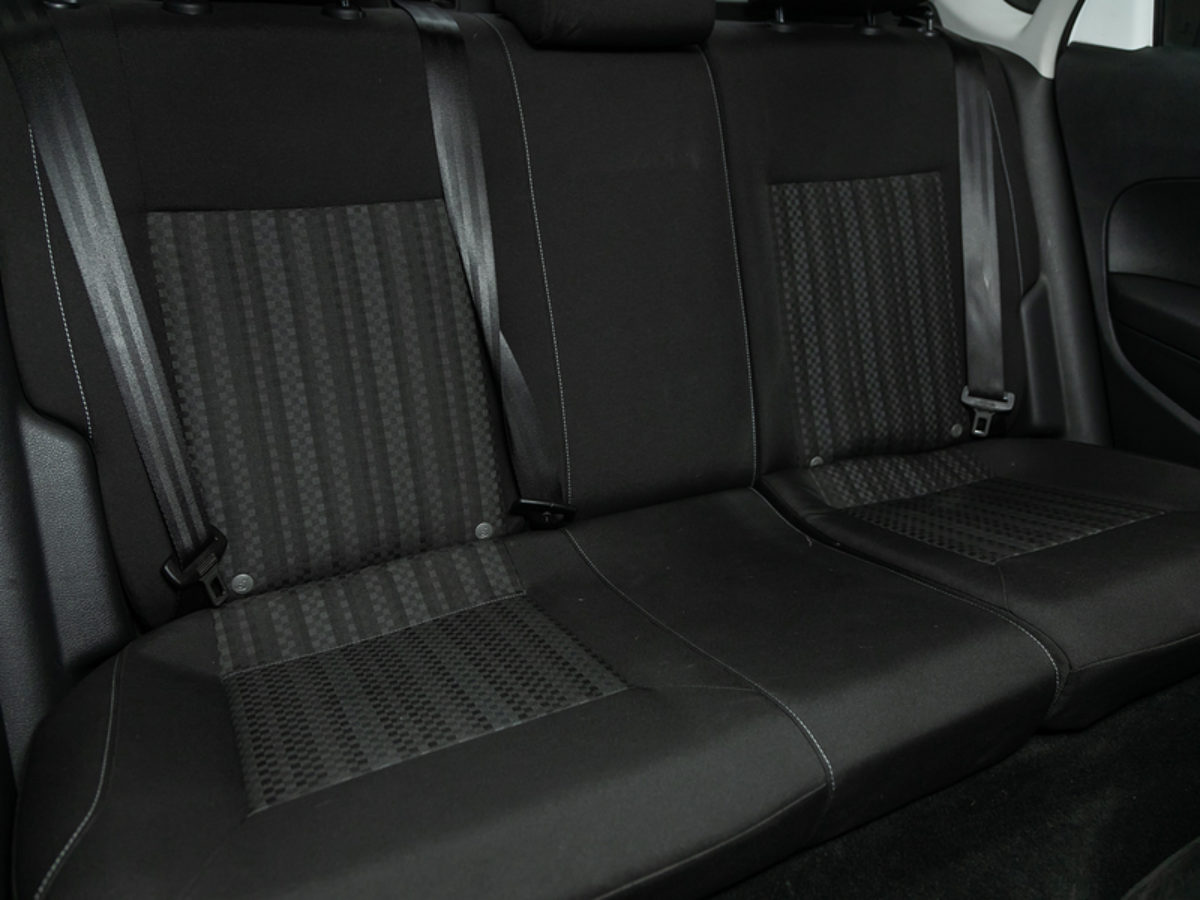 Cloth Vs Leather Seats Here Is What You Need To Know - How Much To Replace Car Seats With Leather