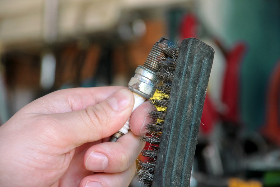 How to clean a spark plug