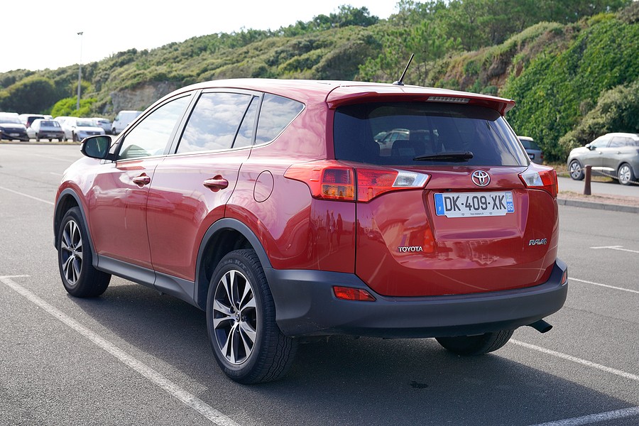 ¿Cómo funciona un sistema de detección de seguridad en un SUV Toyota?