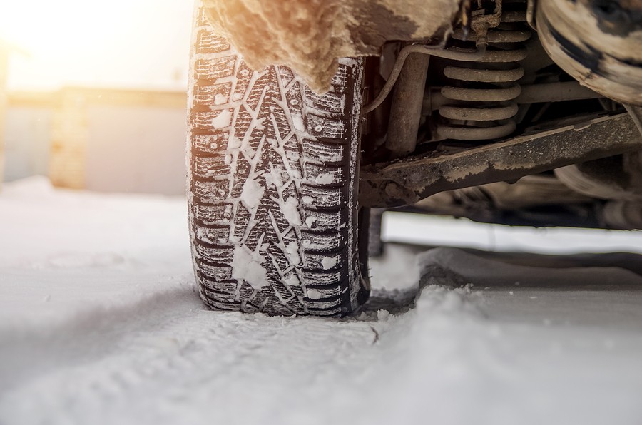 Cómo guardar un coche para el invierno