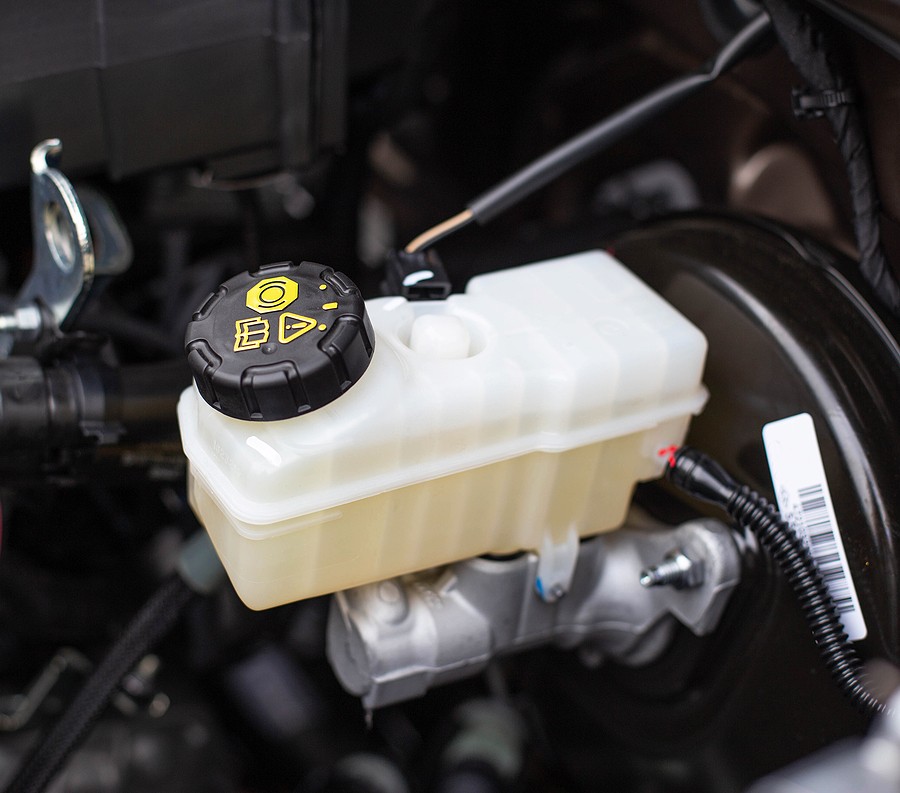 How to Flush Brake Fluid