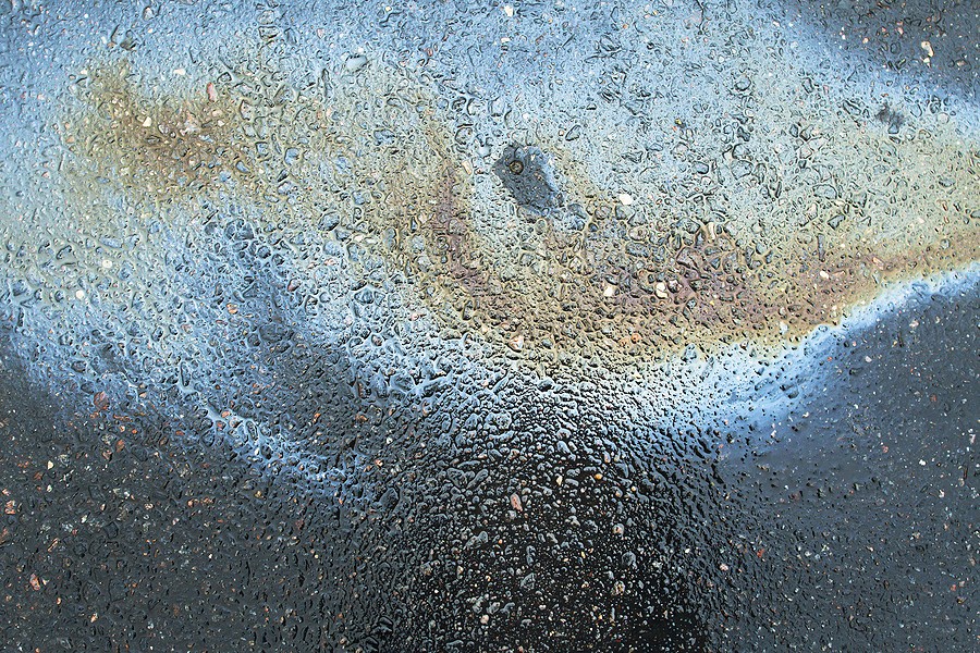 Fluid Leaking From Car – How To Tell Where It’s Coming From?