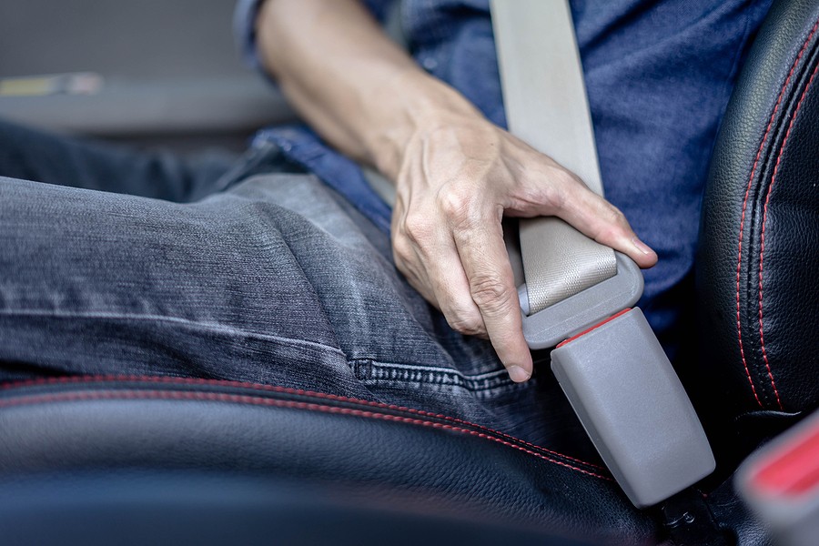 What To Do About A Stuck Seat Belt?
