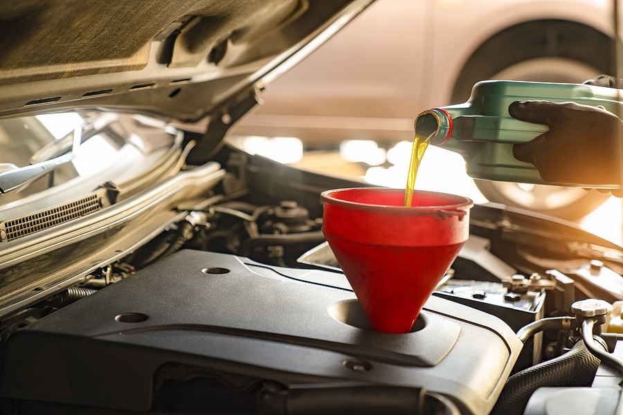 How To Know If The Engine Oil Is Low