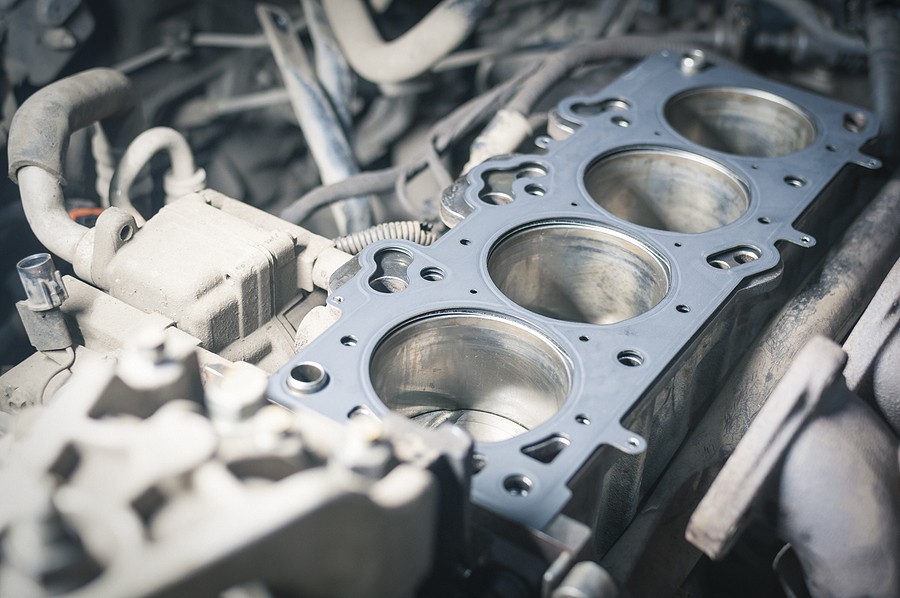 Head Gasket Leak Signs - Keep An Eye Out For Coolant Leaks And Overheating!