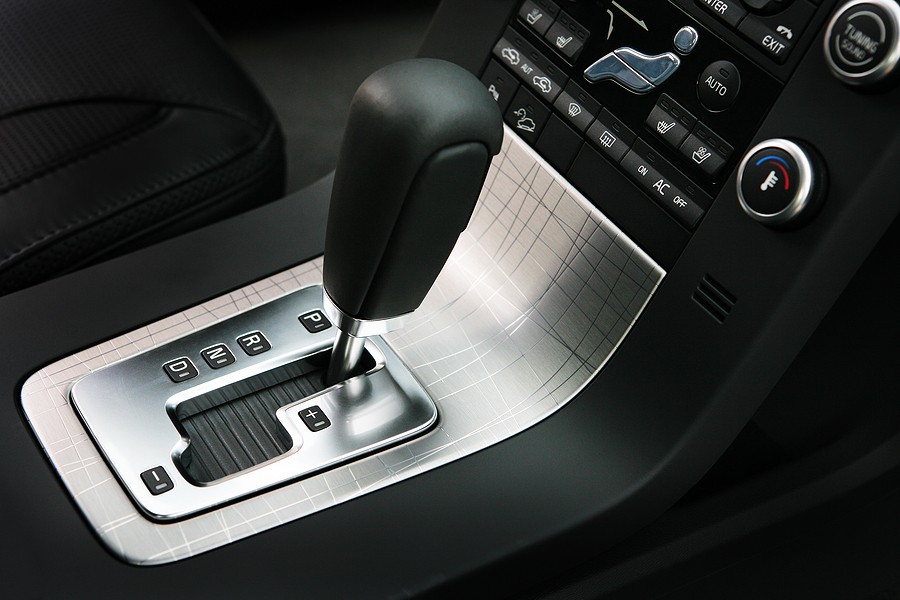 Automatic Transmission Problem With Shifting Gears – Make Sure You Check Your Fluid Levels! 