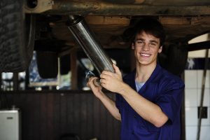 Repair or Replace Your Car Eight Factors to Decide! 