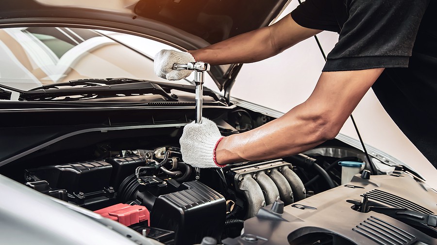 Signs Your Car Needs Engine Repair – Metric Auto Works