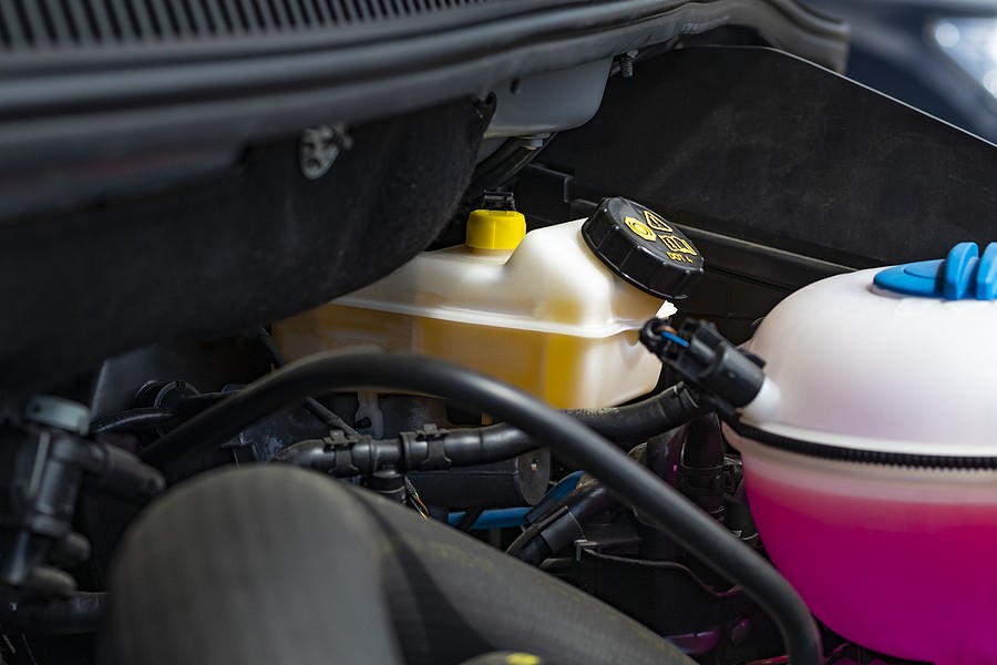 Change Your Brake Fluid – Know The Different Types of Brake Fluid to Purchase! 