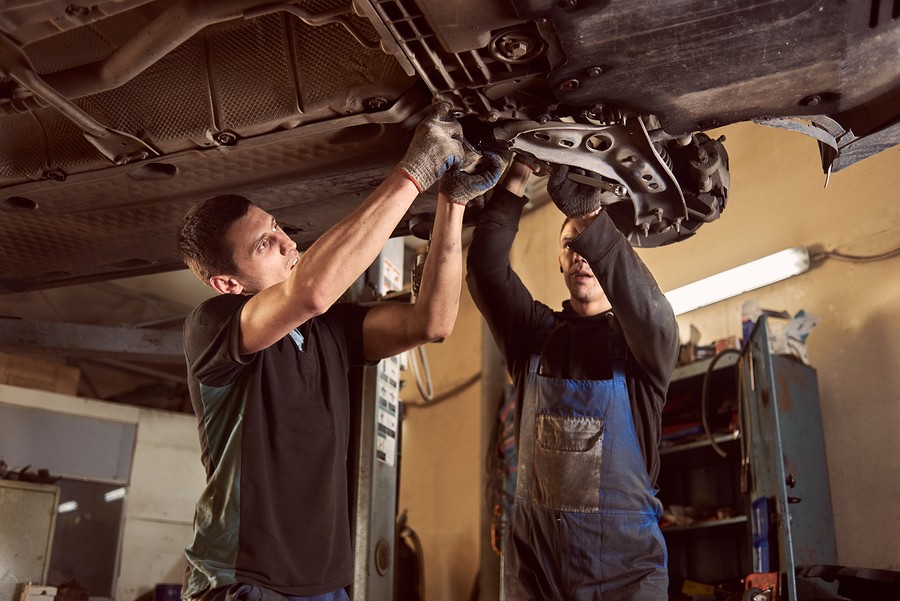 signs of bad tie rods