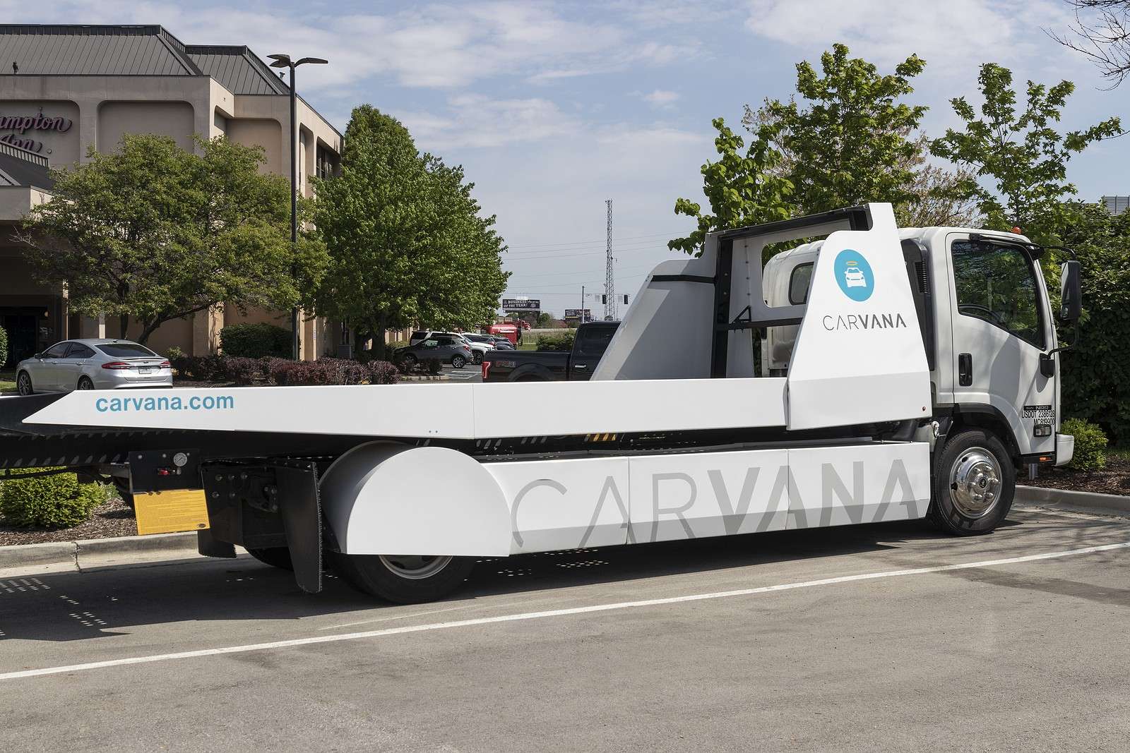 is carvana the best place to sell your damaged vehicle