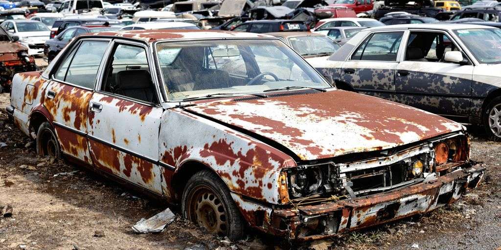 Selling Total Loss Junk Cars: Key Insights