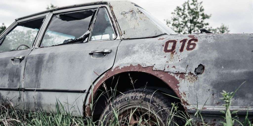 Handling Loans on Junk Car Sales